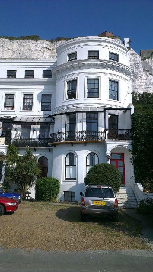 Whole Flat Next To Dover Port With Parking Εξωτερικό φωτογραφία